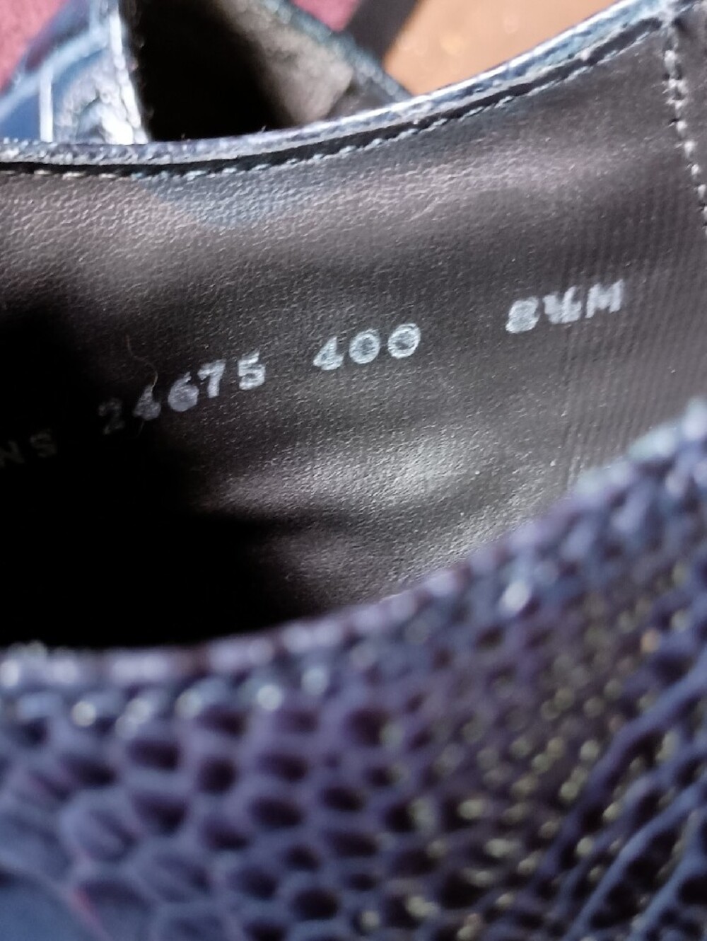 Men's Croc-Embossed Navy Lace-Up Derby Shoes - Picture 5 of 7